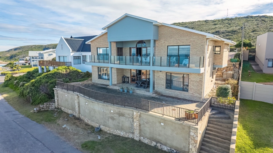 4 Bedroom Property for Sale in Jongensfontein Western Cape
